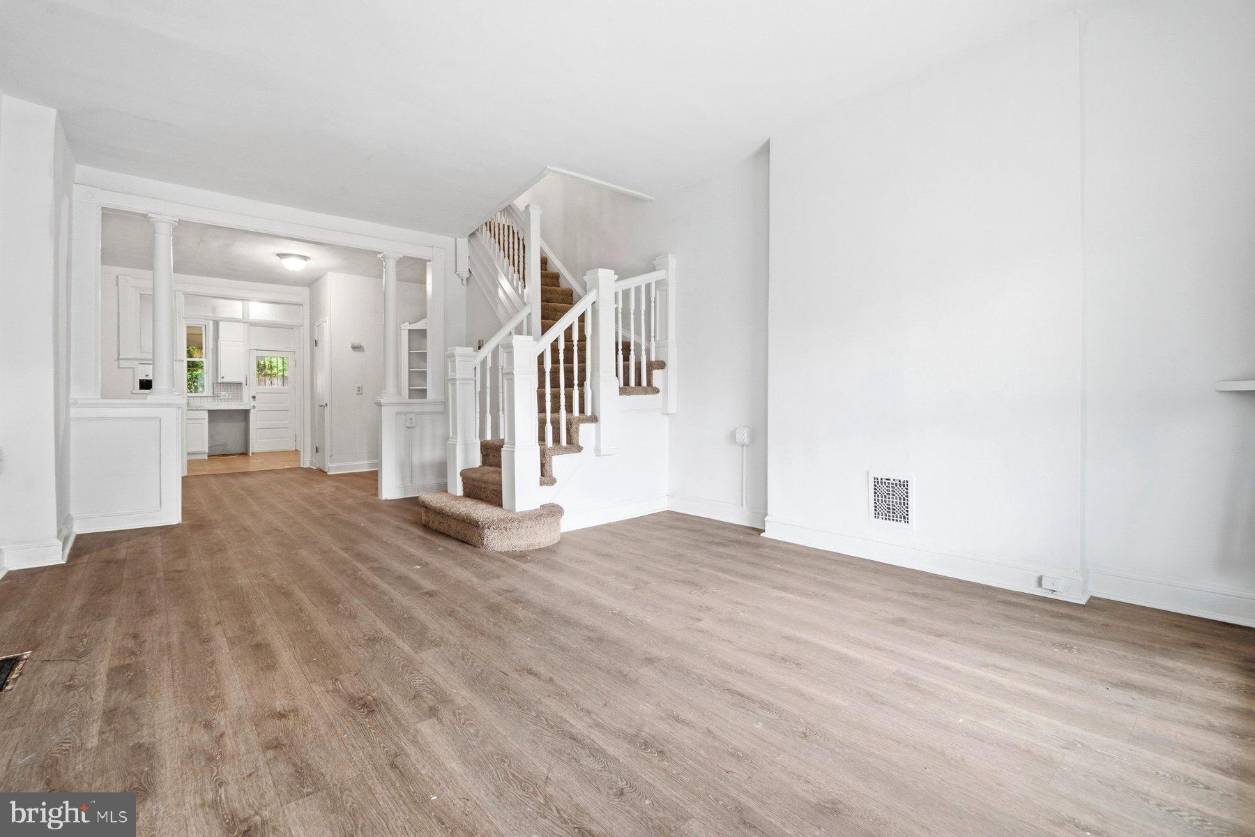 130 Collins Avenue Baltimore, MD 21229 - Photo 5 of 29
