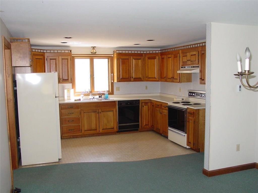 143 Gore Road Raymond, ME 04071 - Photo 5 of 21 Photo