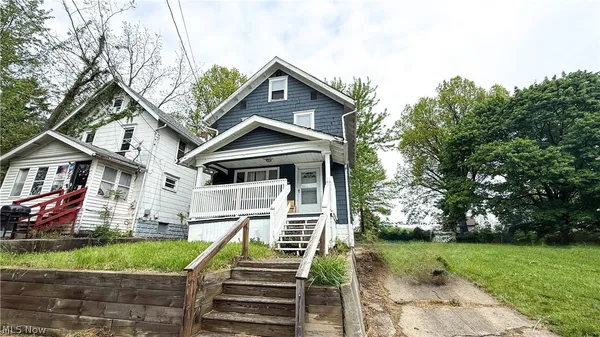 $1,100 | 987 Boone Street, Akron, OH 44306
