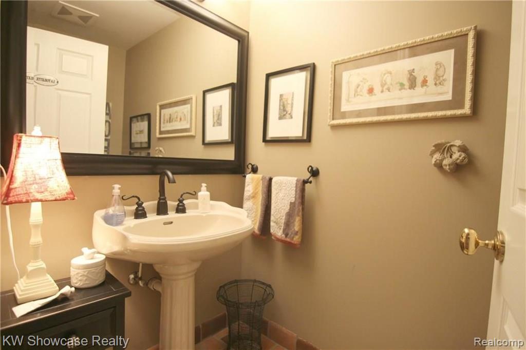 1420 North Livernois Road Rochester Hills, MI 48306 - Photo 33 of 39