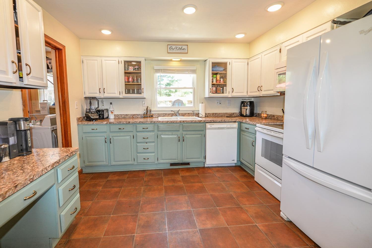 5850 Waterloo Road Dayton, OH 45459 - Photo 6 of 15 Gallery Image 6