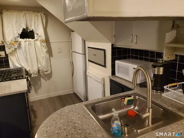 $2,000 | 24-26 Judson Avenue, East Hartford, CT 06118