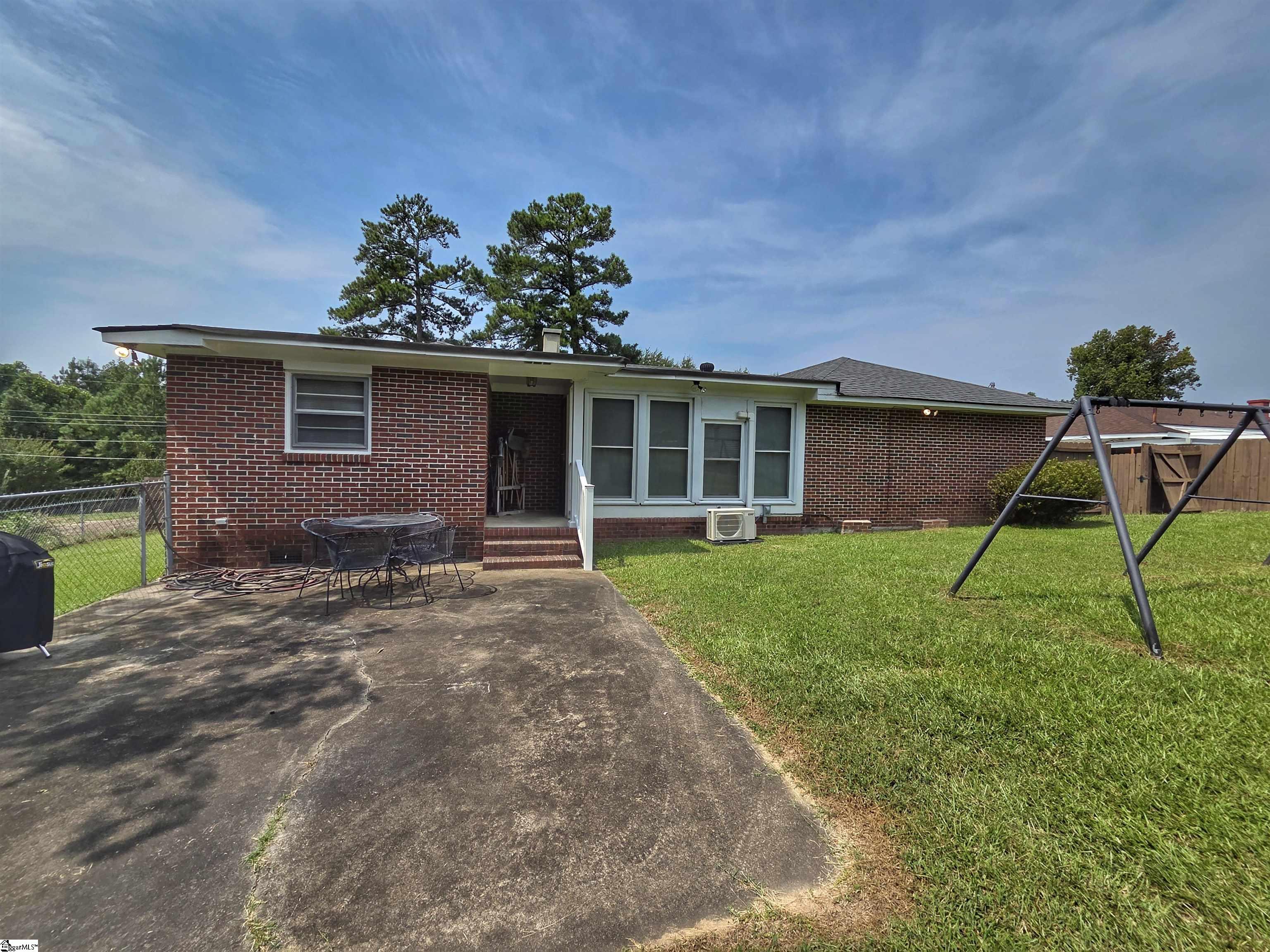340 Pineneedle Road Union, SC 29379 - Photo 13 of 15