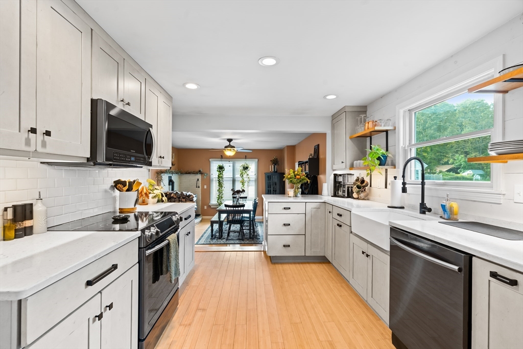 250 Plain Road Greenfield, MA 01301 - Photo 2 of 42 Gallery Image 2