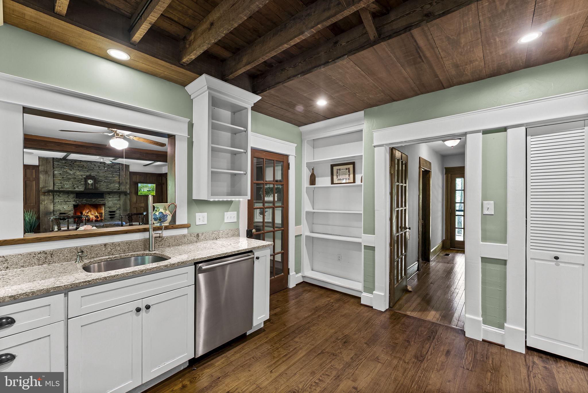 9406 Obannons Mill Road Boston, VA 22713 - Photo 9 of 34 Stainless appliances