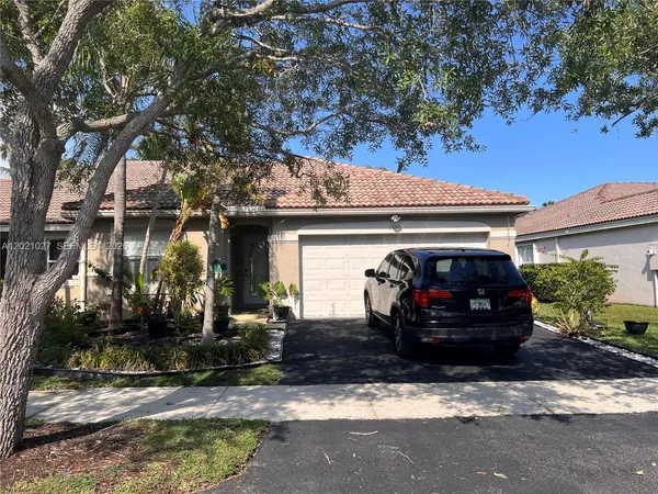 $4,200 | 1590 Orion Lane, Weston, FL 33327