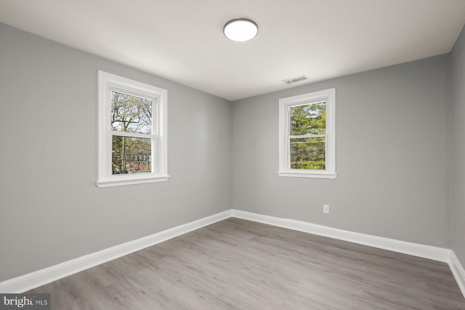 750 Charing Cross Road Baltimore, MD 21229 - Photo 16 of 29 Upper bedroom 2