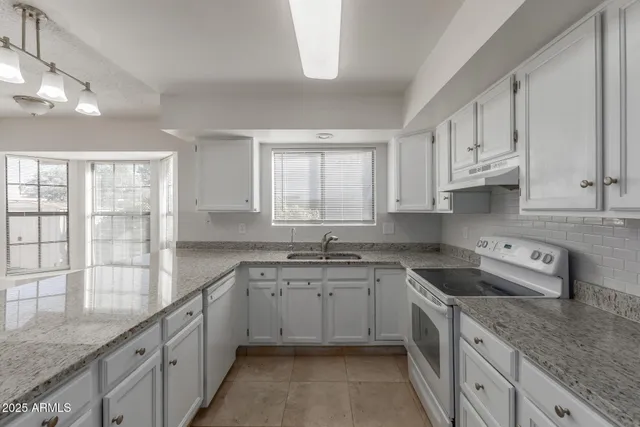 $419,000 | 10428 North 53rd Drive, Glendale, AZ 85302