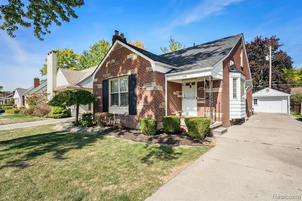 1946 Stanhope Street Grosse Pointe Woods, MI 48236 - Photo 26 of 31