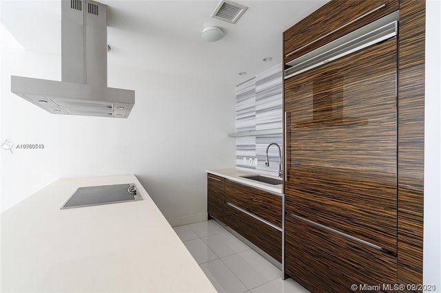 $535,000 | 1100 Biscayne Boulevard, Unit 2906, Miami, FL 33132