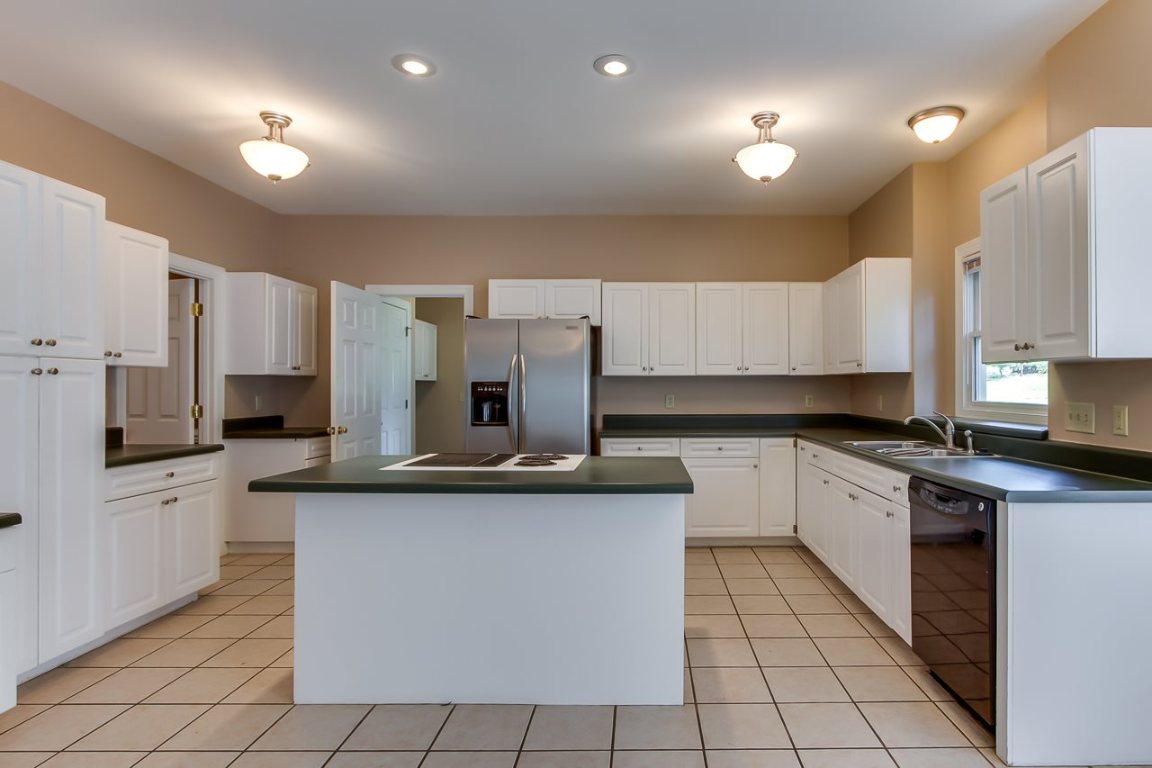 311 Holly Ridge Drive Anderson, SC 29621 - Photo 11 of 33