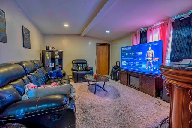 $860,000 | 192-196 Snell Street, Fall River, MA 02721