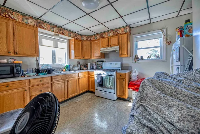 $860,000 | 192-196 Snell Street, Fall River, MA 02721