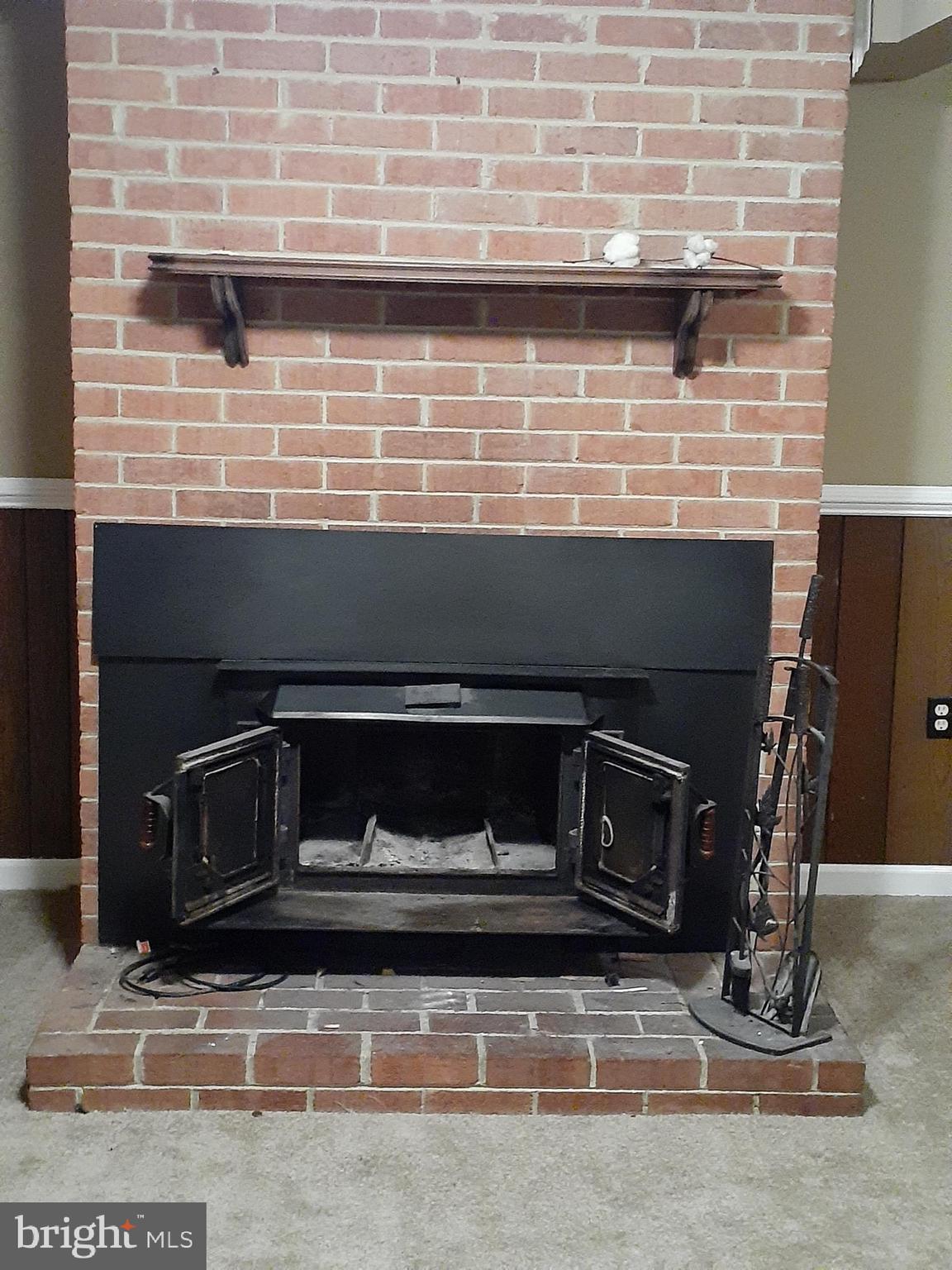 9305 Loughran Road Fort Washington, MD 20744 - Photo 11 of 17 Fireplace w/ Heater Insert - Basement