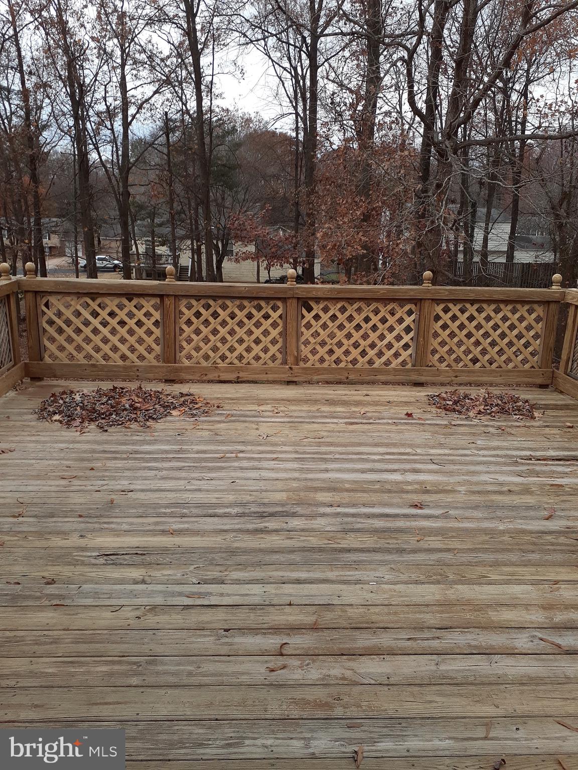 9305 Loughran Road Fort Washington, MD 20744 - Photo 13 of 17 Spacious Deck
