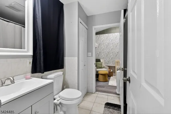$600,000 | 819 Lyons Avenue, Irvington, NJ 07111