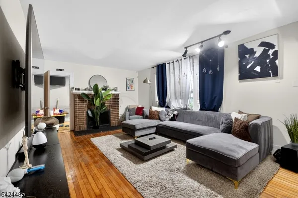$600,000 | 819 Lyons Avenue, Irvington, NJ 07111