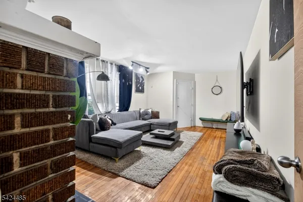 $600,000 | 819 Lyons Avenue, Irvington, NJ 07111