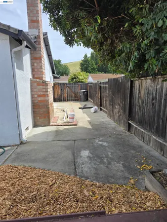 $3,900 | 34 Kingswood Drive, Pittsburg, CA 94565