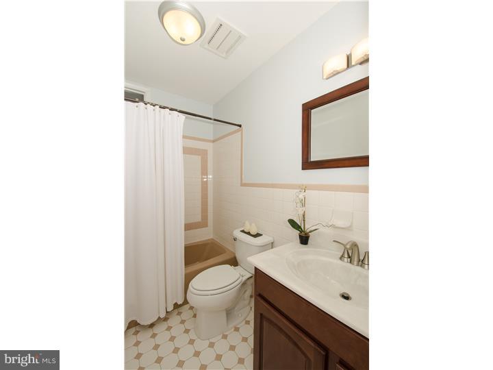 911 Roelofs Road Yardley, PA 19067 - Photo 16 of 23 Gallery Image 16