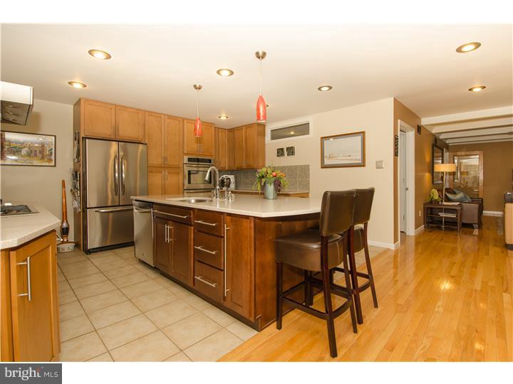 911 Roelofs Road Yardley, PA 19067 - Photo 8 of 23 Gallery Image 8