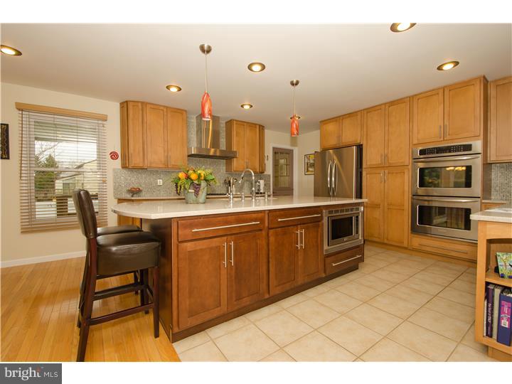 911 Roelofs Road Yardley, PA 19067 - Photo 9 of 23 Gallery Image 9
