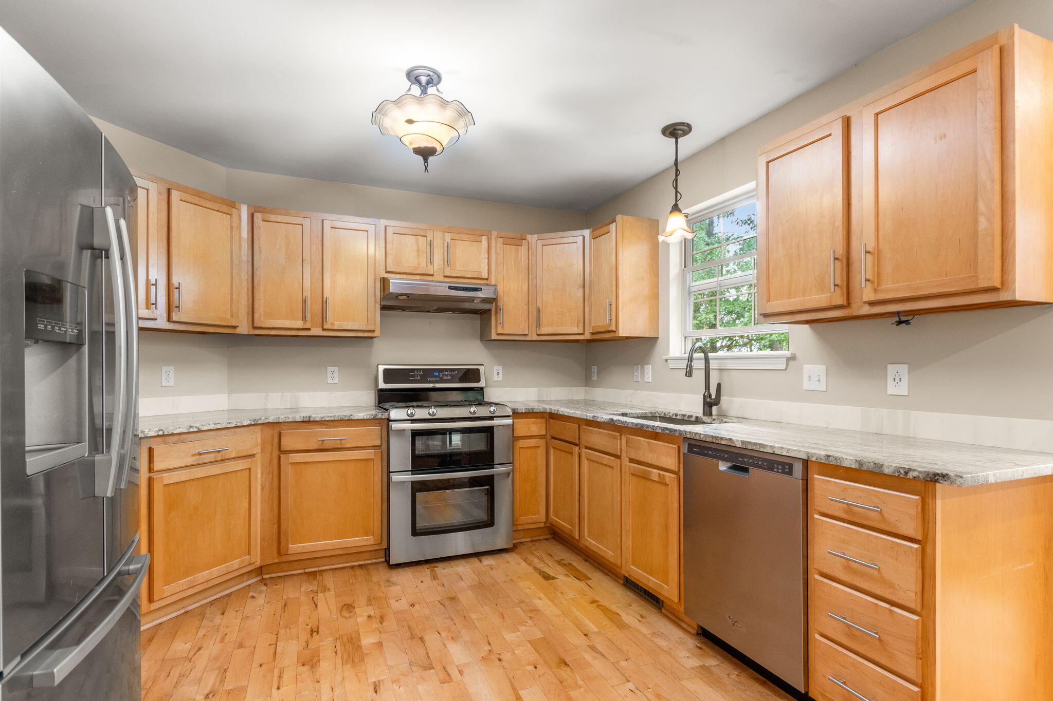 4708 Brookside Road Fenton, MI 48430 - Photo 10 of 41 007