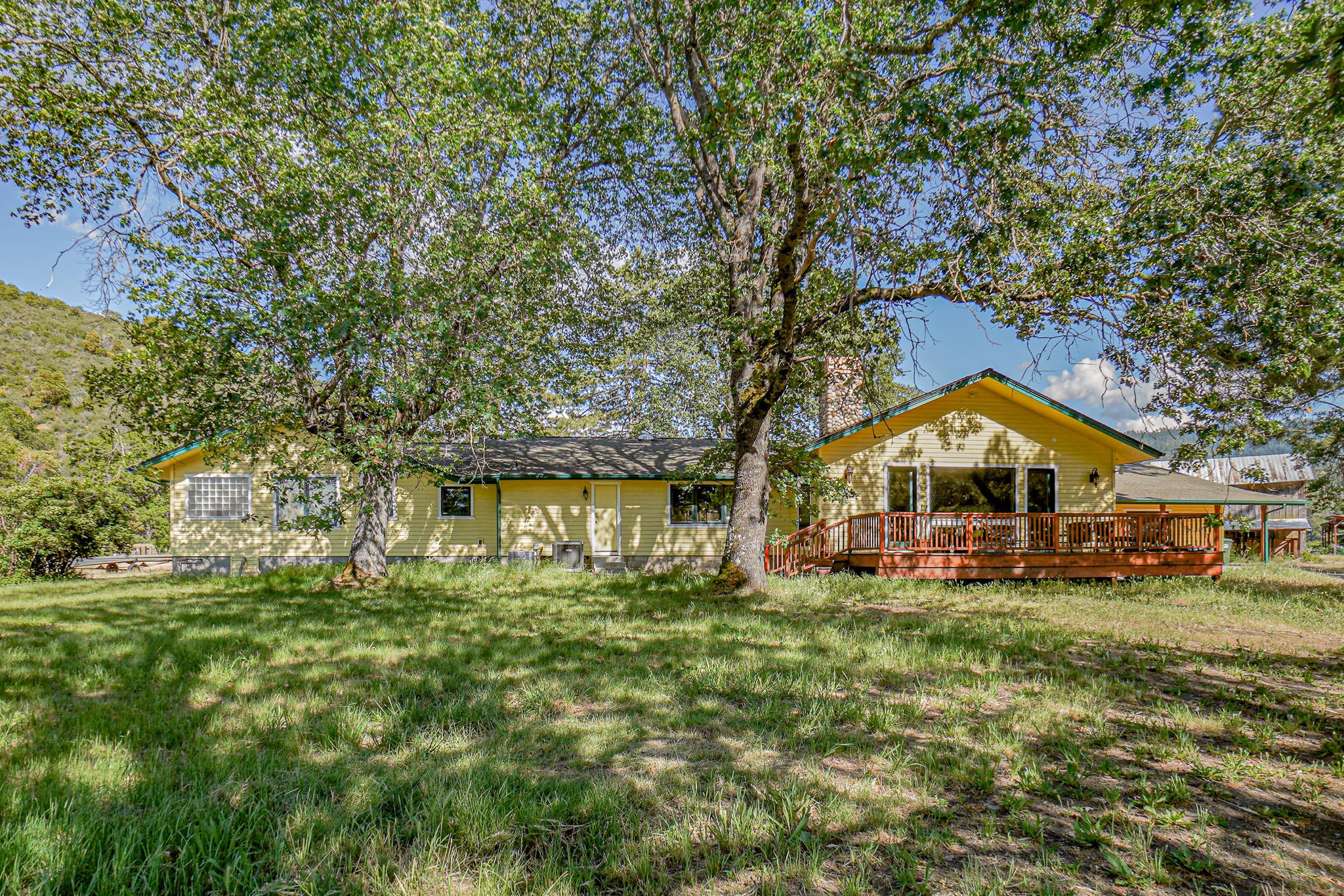 17777 North Applegate Road Grants Pass, OR 97527 - Photo 89 of 104 DSC03157
