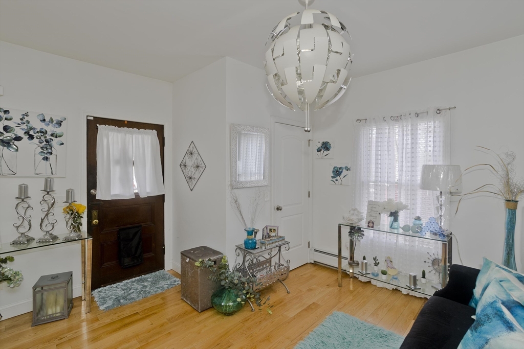 29 Eddywood Street Springfield, MA 01118 - Photo 17 of 41