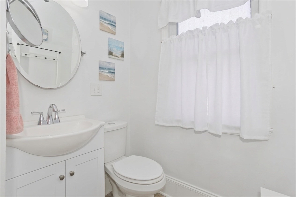 29 Eddywood Street Springfield, MA 01118 - Photo 29 of 41