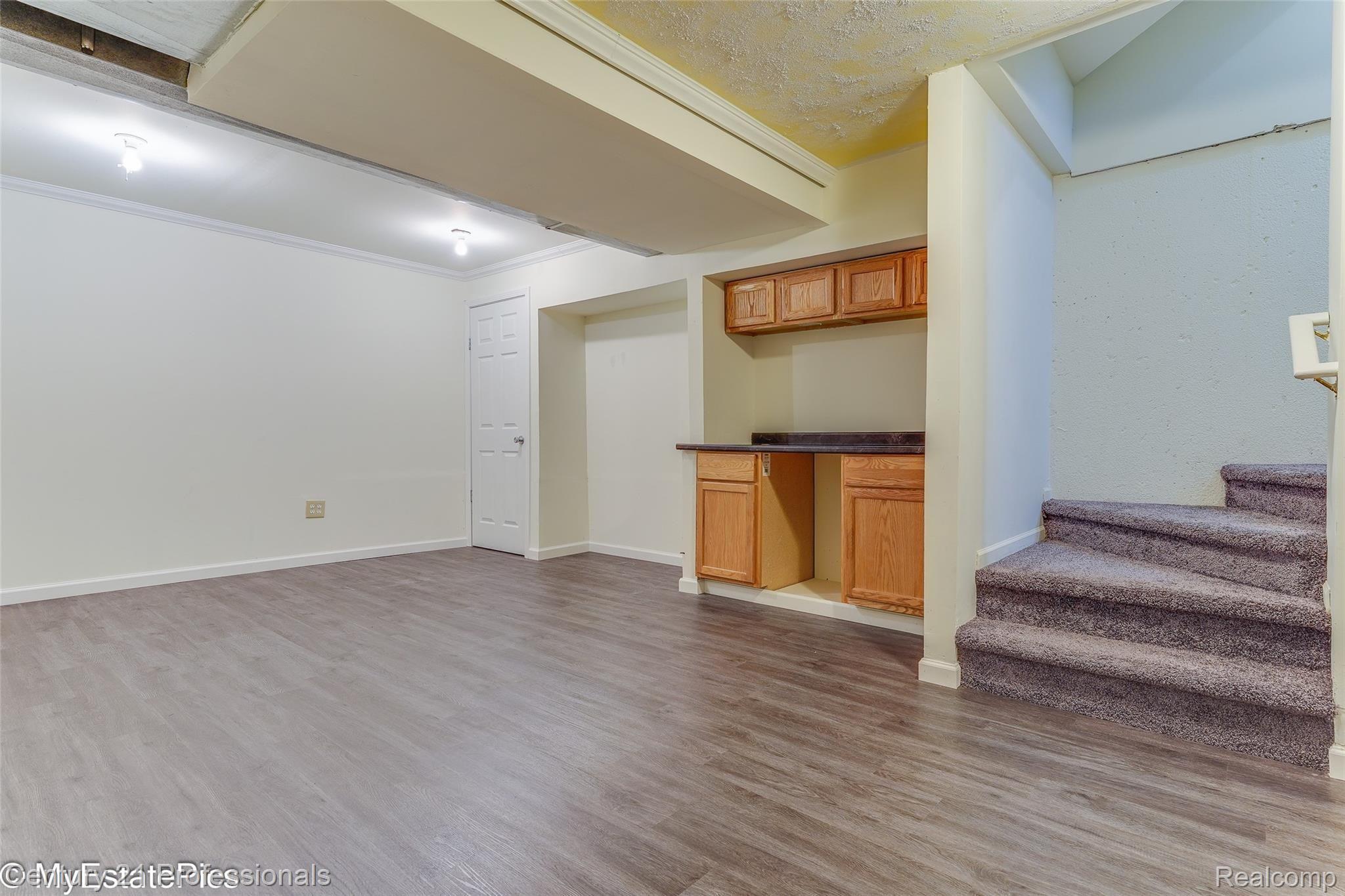 41651 Mitchell Road Novi, MI 48377 - Photo 37 of 41 41651 mitchell rd - novi-37.jpg
