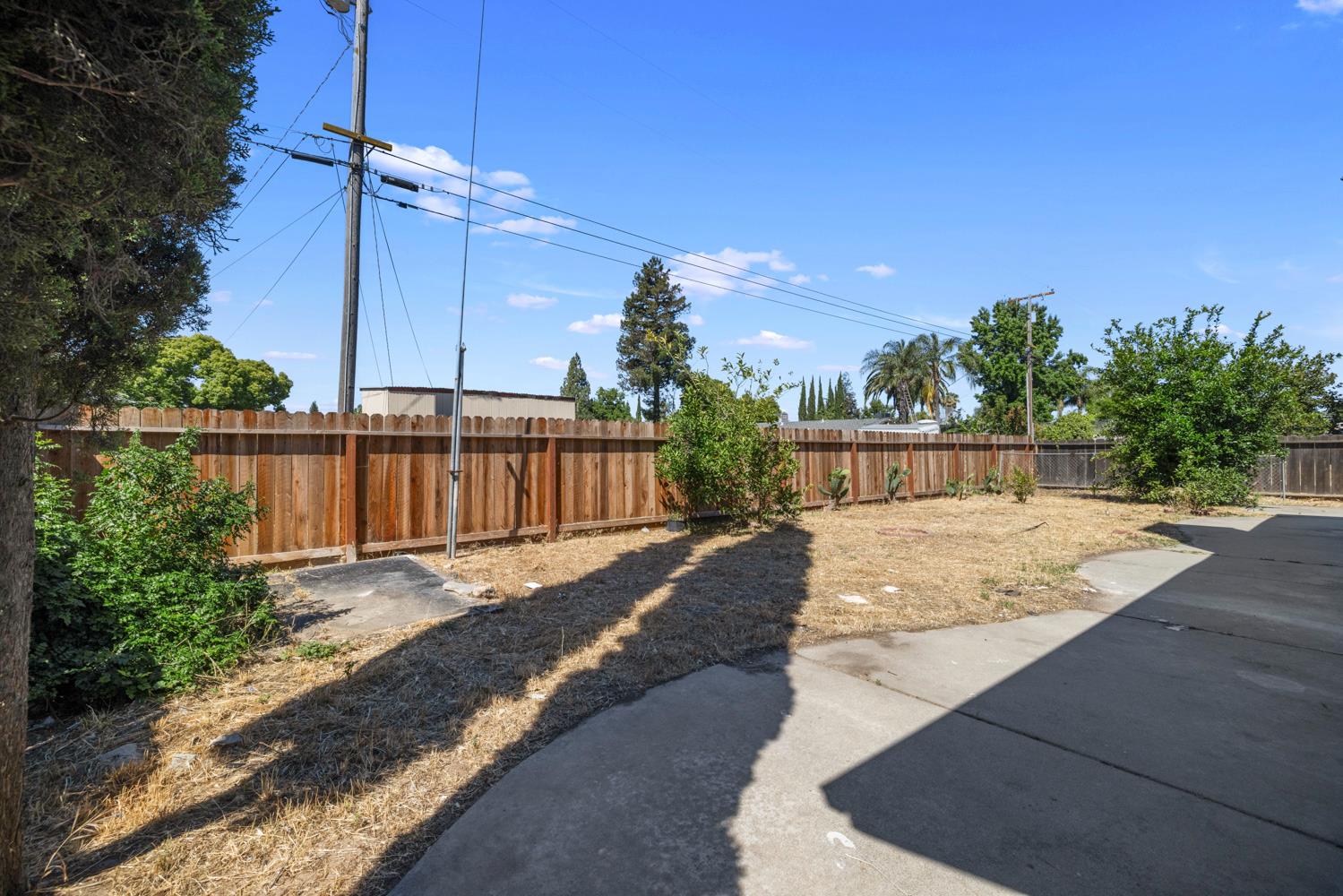 5701 Casaba Way Keyes, CA 95328 - Photo 33 of 34