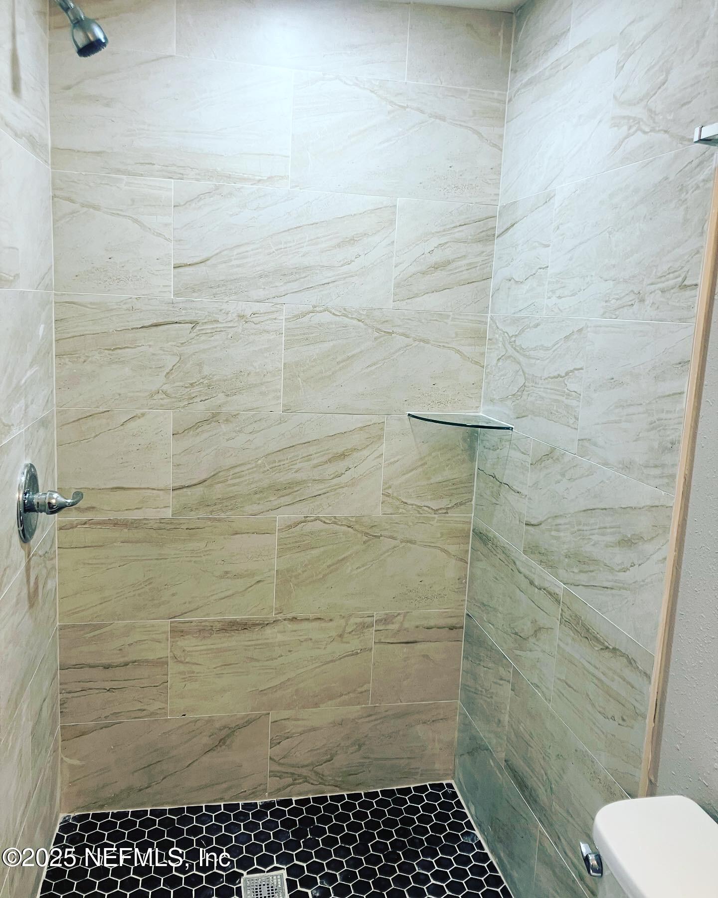 1663 West 35th Street Jacksonville, FL 32209 - Photo 11 of 16 a bathroom with a toilet