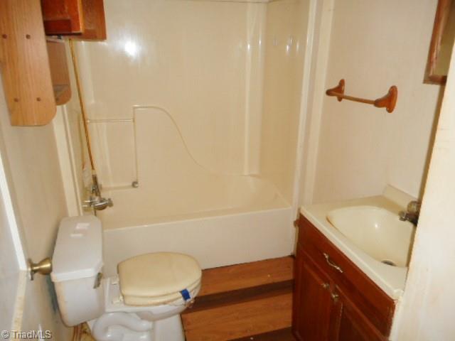 5483 Old Thomasville Road High Point, NC 27263 - Photo 6 of 10 Gallery Image 6