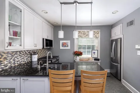 $1,399,000 | 130 Derwen Road, Bala Cynwyd, PA 19004