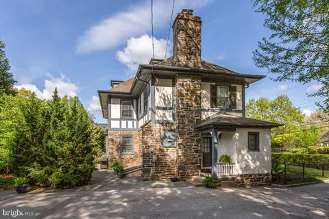 $1,399,000 | 130 Derwen Road, Bala Cynwyd, PA 19004