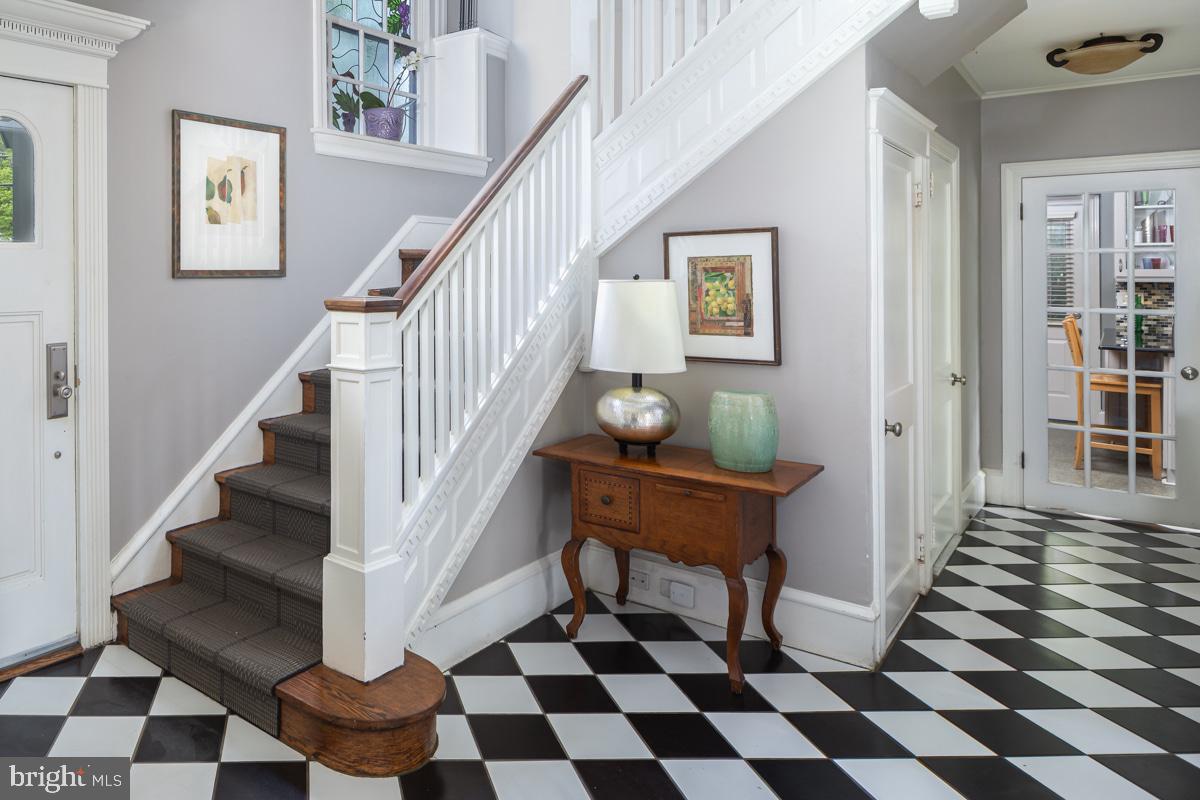 130 Derwen Road Bala Cynwyd, PA 19004 - Photo 5 of 54