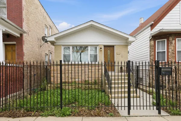 $375,000 | 4311 West Shakespeare Avenue, Chicago, IL 60639
