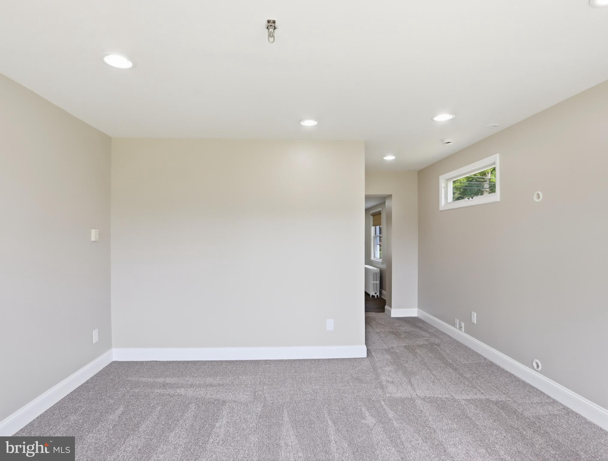 14207 Manor Road Phoenix, MD 21131 - Photo 17 of 36 Alt view of Family room