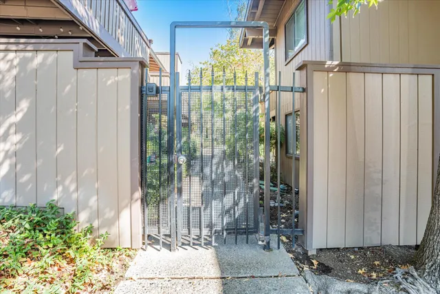 $215,000 | 2424 Larkspur Lane, Unit 216, Sacramento, CA 95825