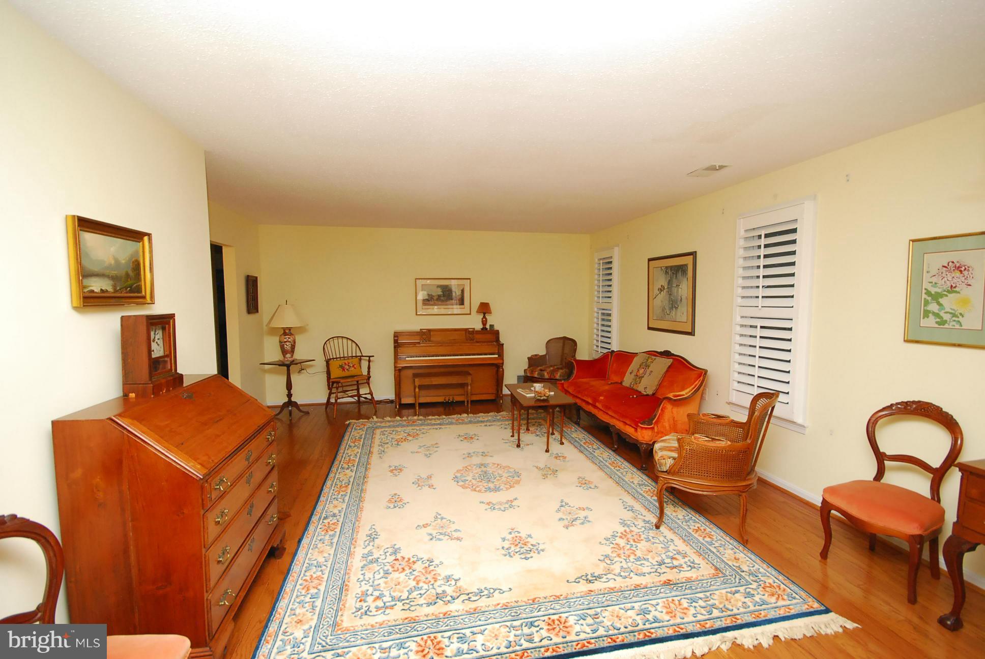 2555 Golfers Ridge Road Annapolis, MD 21401 - Photo 6 of 17 Family Room