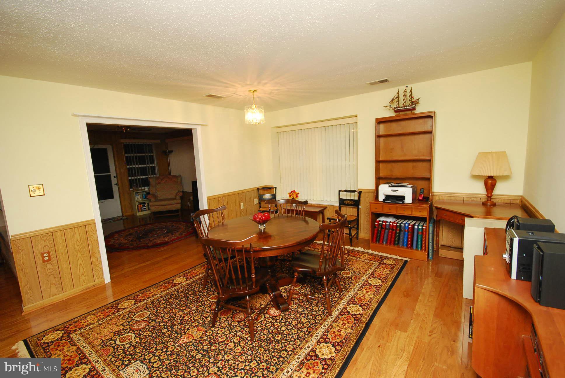 2555 Golfers Ridge Road Annapolis, MD 21401 - Photo 8 of 17 Interior (General)
