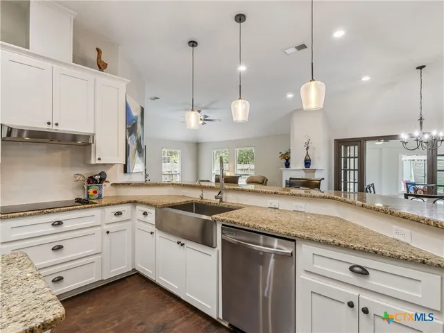 $695,000 | 1832 Sunnybrook Drive, New Braunfels, TX 78130