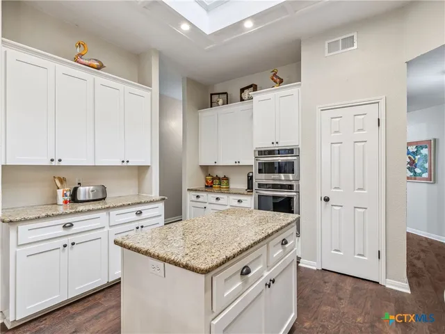 $695,000 | 1832 Sunnybrook Drive, New Braunfels, TX 78130