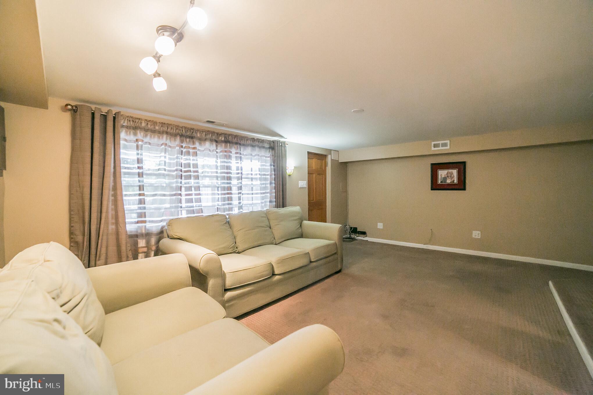 3331 Atmore Road Philadelphia, PA 19154 - Photo 21 of 29