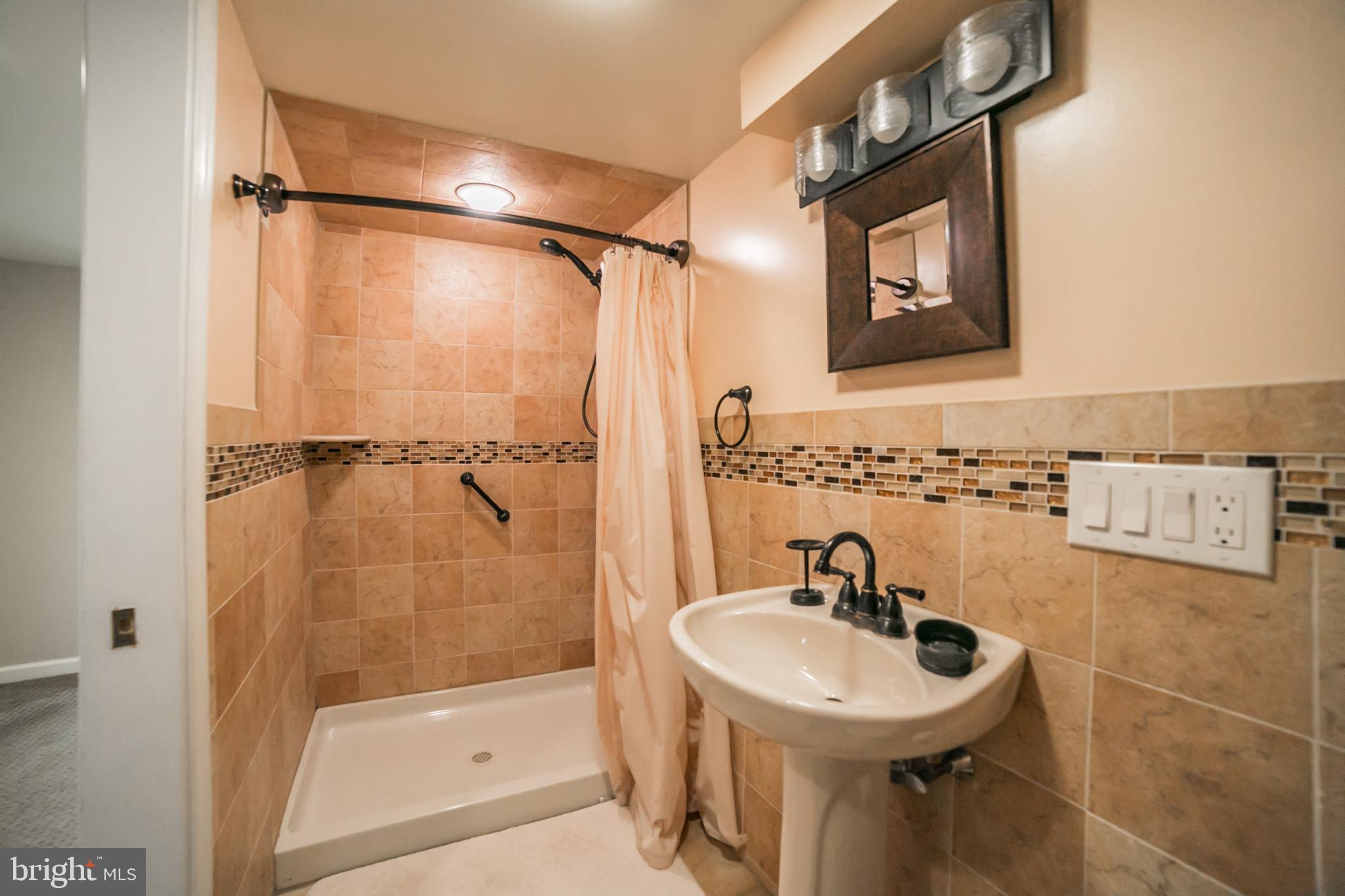 3331 Atmore Road Philadelphia, PA 19154 - Photo 23 of 29