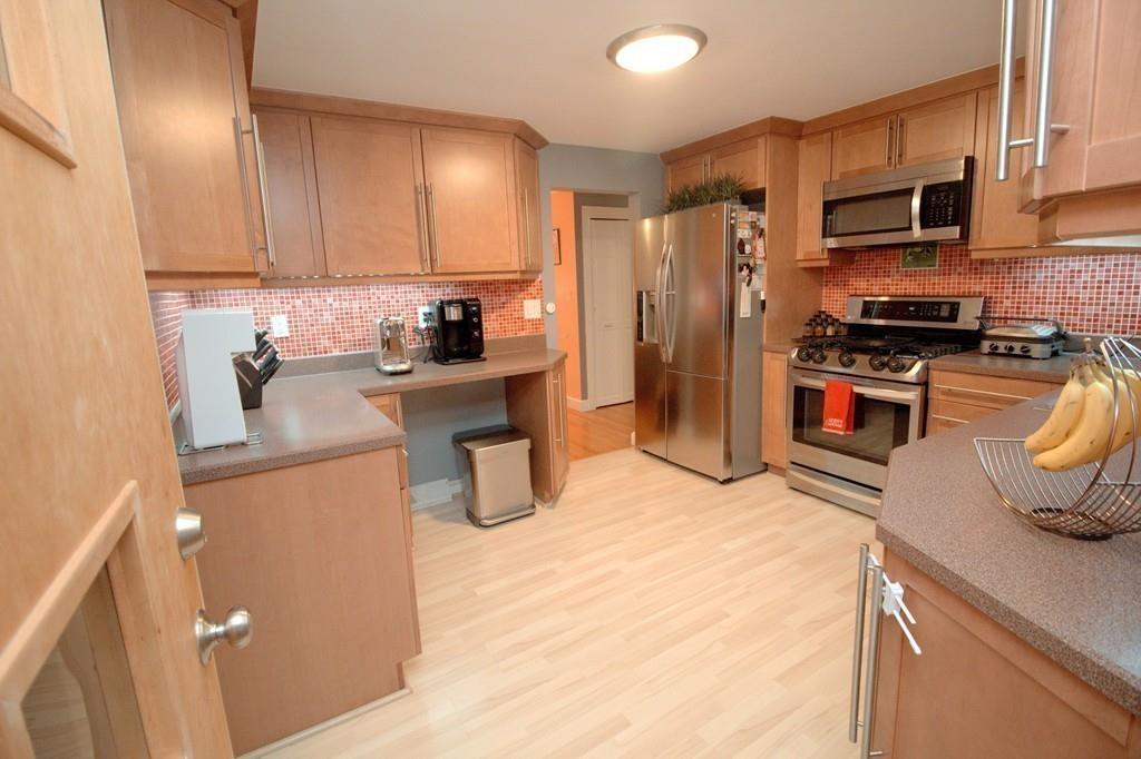 10 Haynes Road Framingham, MA 01701 - Photo 9 of 42 Gallery Image 9