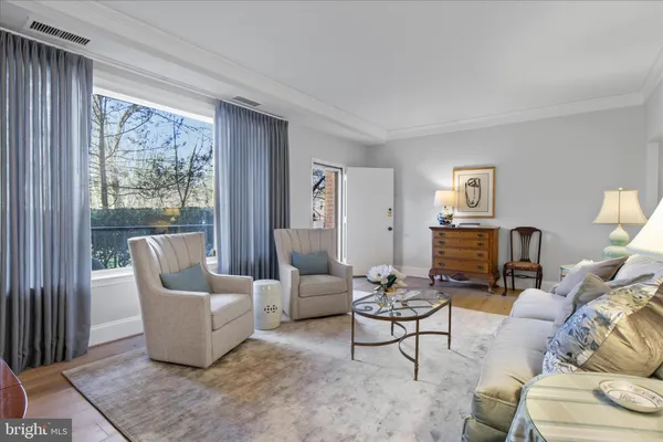 $599,000 | 8101 Connecticut Avenue, Unit N102, Chevy Chase, MD 20815