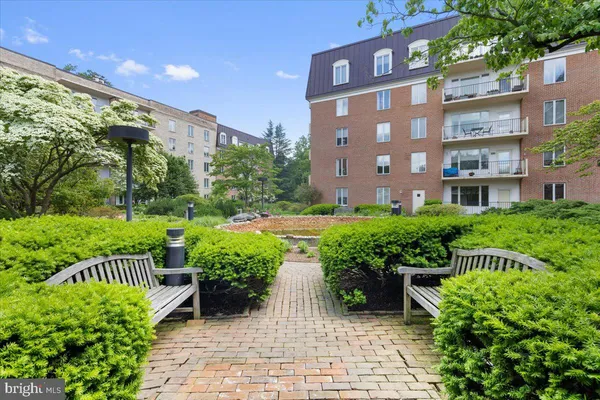 $599,000 | 8101 Connecticut Avenue, Unit N102, Chevy Chase, MD 20815