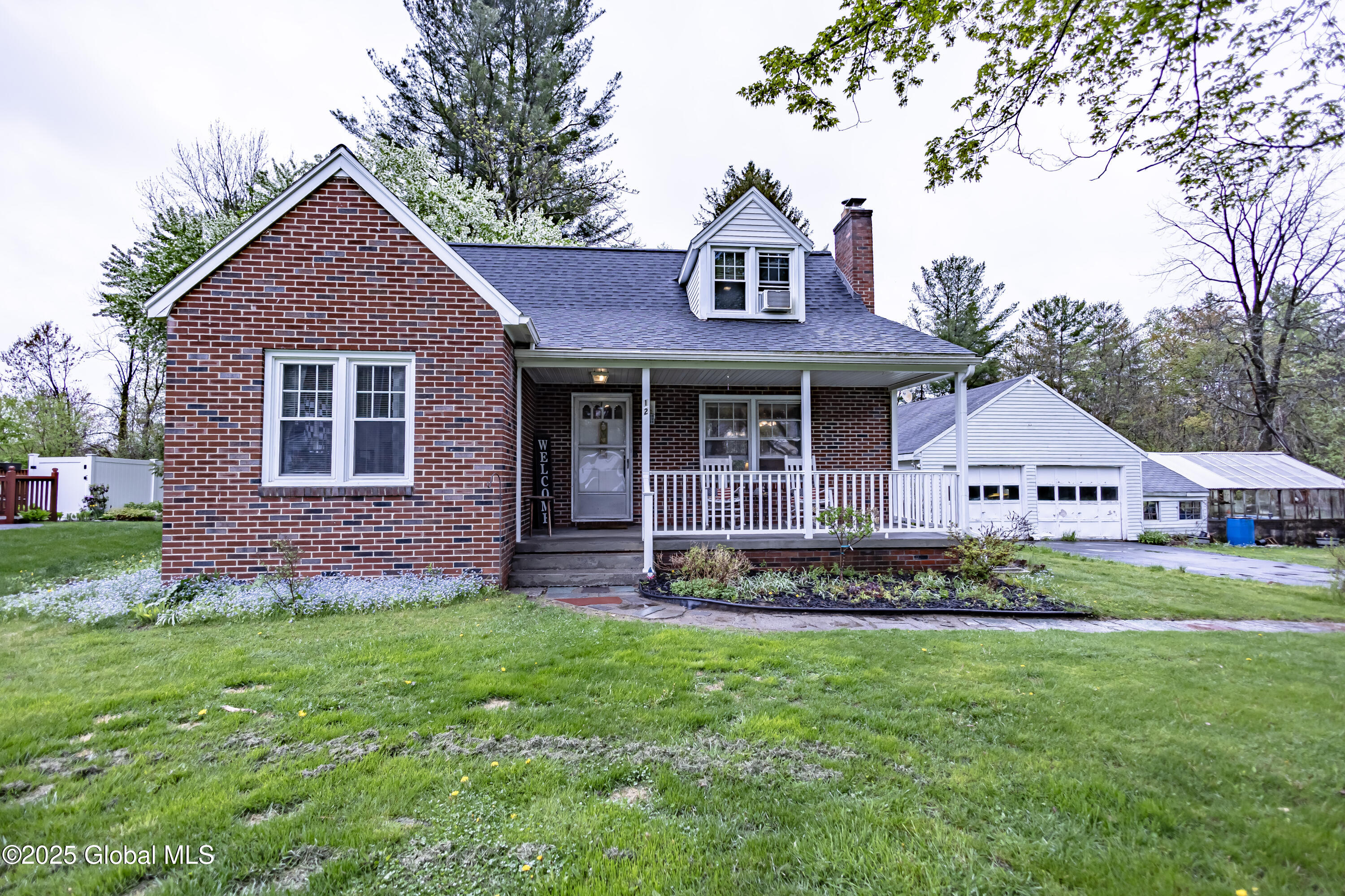 12 Onderdonk Road Schenectady, NY 12302 - Photo 1 of 35 0D2A2960-HDR